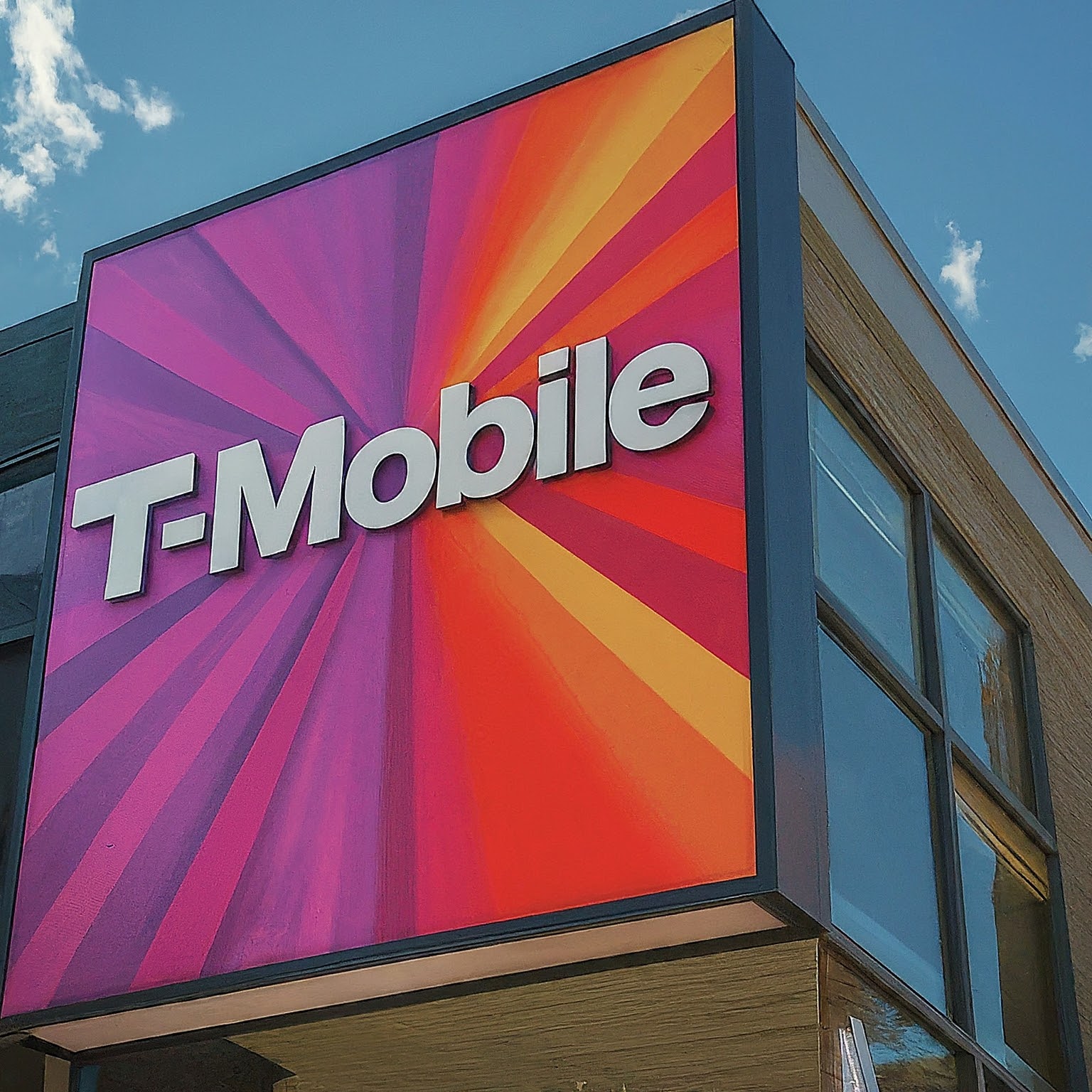 T-Mobile Blaine: Your Connection to a Wireless World in Minnesota